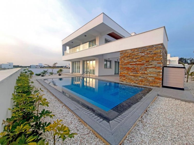 Geroskipou "Luxury Living by the Mediterranean - Your Dream Villa in Cyprus Awaits!" Haus kaufen