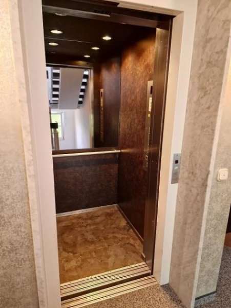 München München-Neuhaus/Nymphenburg -Dom-Pedro..großzügige Maisonette mit Potenzial zur modernen 4-Zimmer-WE Wohnung kaufen
