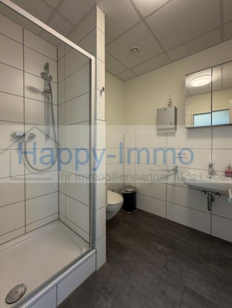 München 3 Zimmerwohnung / 2 Duschbäder
/ Kfz Stellplatz / bezugsfrei Wohnung kaufen