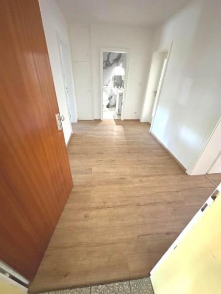 München ** Selbstnutzer & Kapitalanleger ** Gemütliche 3-Zimmer-Wohnung mit Einbauküche am Frankfurter Ring Wohnung kaufen