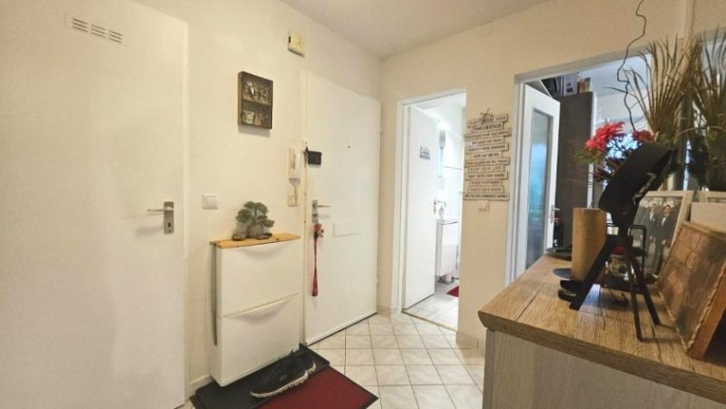München Charmante Etagenwohnung mit Süd-Balkon und TG-Stellplatz – München Hasenbergl Wohnung kaufen