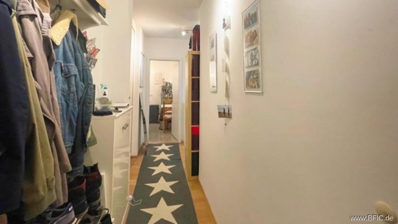München sofort bezugsfrei: helle grosse renovierte 1-Zi.-Whg. mit Balkon in Moosach Wohnung kaufen