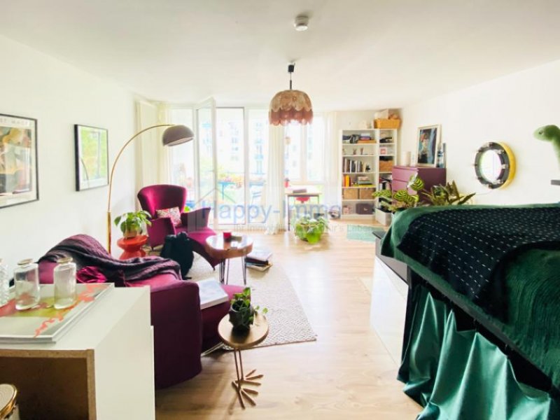 München frei ab 1.5.2026 / ruhige Innenhoflage / Süd-Loggia / EBK / weißes Bad / 1 Zi ETW 2. OG Wohnung kaufen