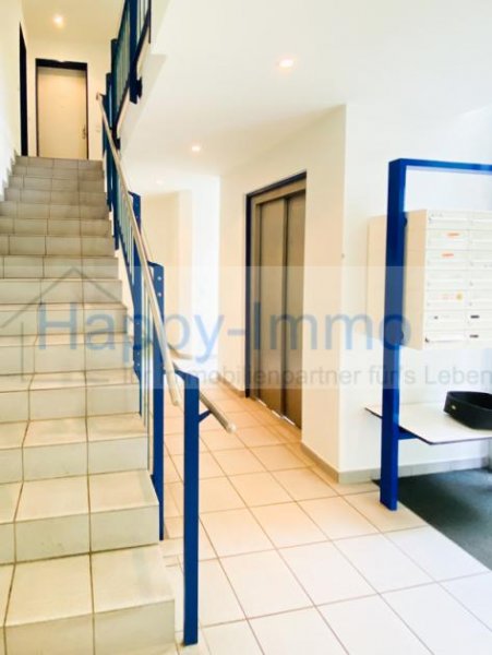 München Wohnung ist bezugsfrei / Süd-Loggia / EBK / weißes Bad / 1 Zi ETW 2. OG Wohnung kaufen