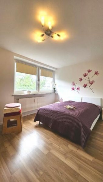 München *** Selbstnutzer aufgepasst *** Praktisch ausgestattetes 2-Zimmer-Apartment im Herzen von Solln Wohnung kaufen