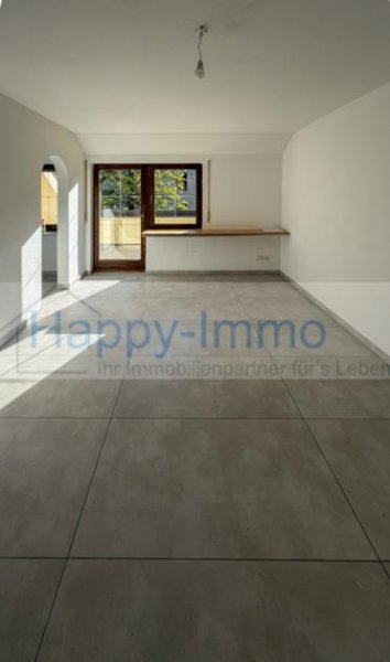 München bezugsfreie und renovierte Dachgeschosswohnung in ruhiger Innenhoflage Wohnung kaufen