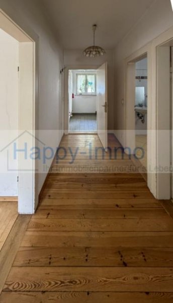 München Grundstück mit Sanierungsbedürftigem Einfamilienhaus Haus kaufen