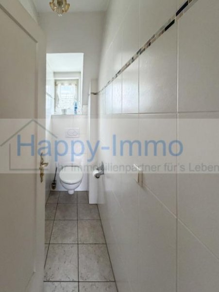 München Grundstück mit Sanierungsbedürftigem Einfamilienhaus Haus kaufen