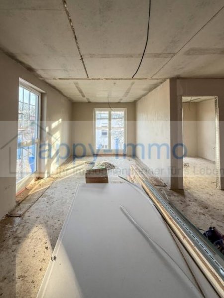 München Dachgeschosswohnung Maisonette Neubau Erstbezug auf 2 Ebenen - 92 qm / 749.900 Euro Wohnung kaufen