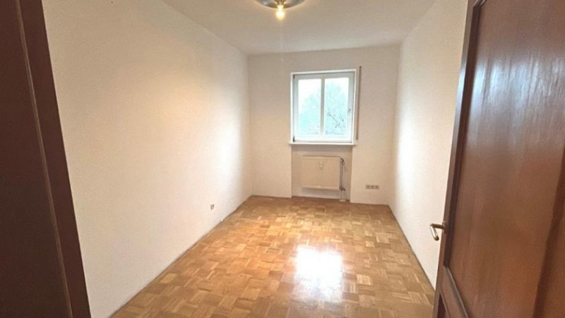 München *** Familien aufgepasst *** Attraktive Dachterrassenwohnung mit Fernblick – ideal für Eigennutzer Wohnung kaufen