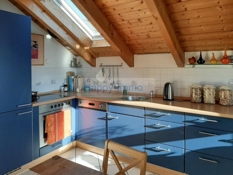 Unterhaching 2 Zimmer Dachgeschosswohnung in Unterhaching / 2 Balkone / Kfz Stellplatz Wohnung kaufen