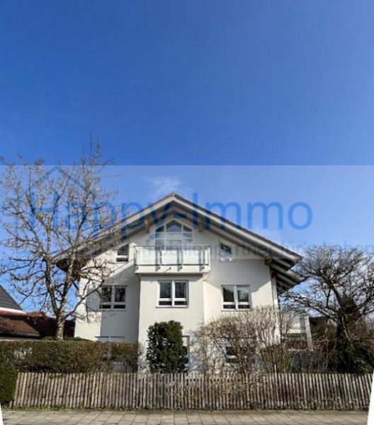 Unterhaching 2 Zimmer Dachgeschosswohnung in Unterhaching / 2 Balkone / Kfz Stellplatz Wohnung kaufen