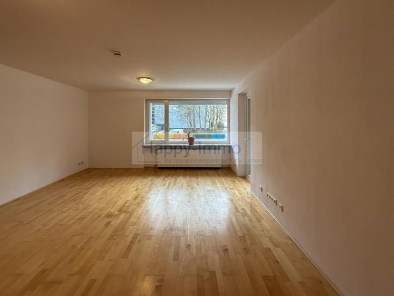 Unterhaching helle 3 Zimmerwohnung im Hochparterre mit Südbalkon + TG - bezugsfrei Wohnung kaufen