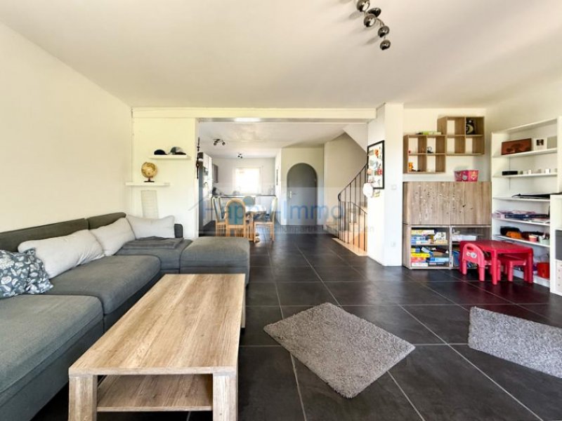 Taufkirchen bezugsfreie DHH in Taufkirchen / Blick in den Landschaftspark / Garage Haus kaufen