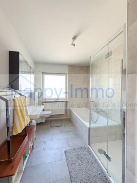 Taufkirchen bezugsfreie DHH in Taufkirchen / Blick in den Landschaftspark / Garage Haus kaufen