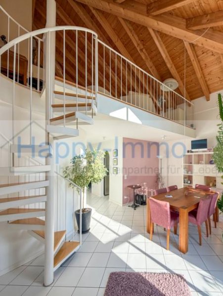 Taufkirchen traumhafte und bezugsfreie Galerie Maisonette Wohnung in Taufkirchen / TG / EBK / Dachterrasse Wohnung kaufen