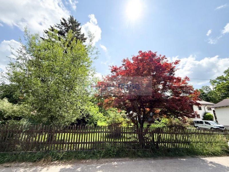 Oberhaching preiswertes Baugrundstück für 1 EFH mit genehmigtem Vorbescheid Grundstück kaufen