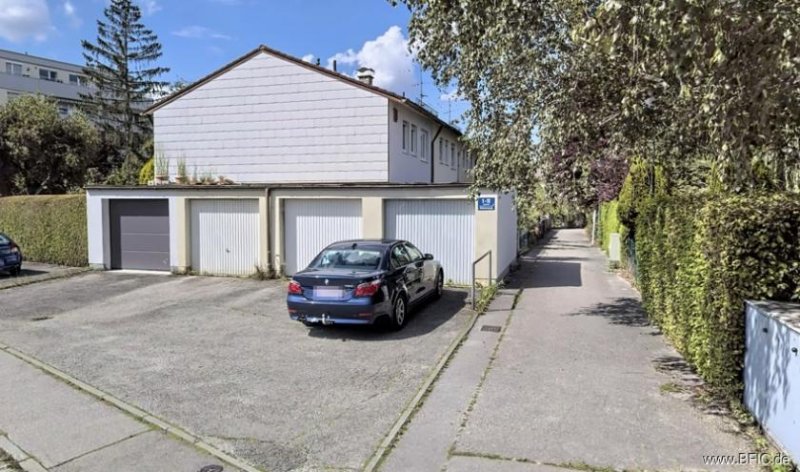 Neuried Reihenmittelhaus mit Garten, Garage und Ausbaupotenzial in ruhiger Lage von Neuried Haus kaufen