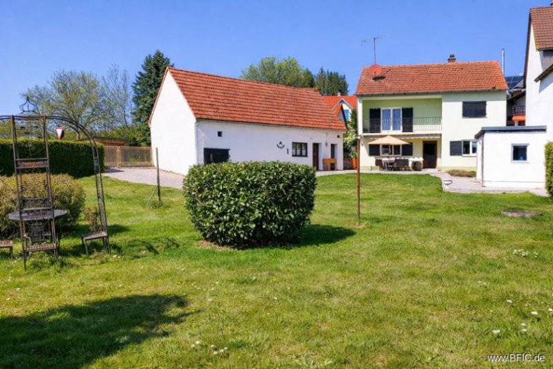 Maisach Baugrundstück direkt an der Maisach mit bewohnbarem Altbestand und Grünfläche in Maisach Germerswang Grundstück kaufen