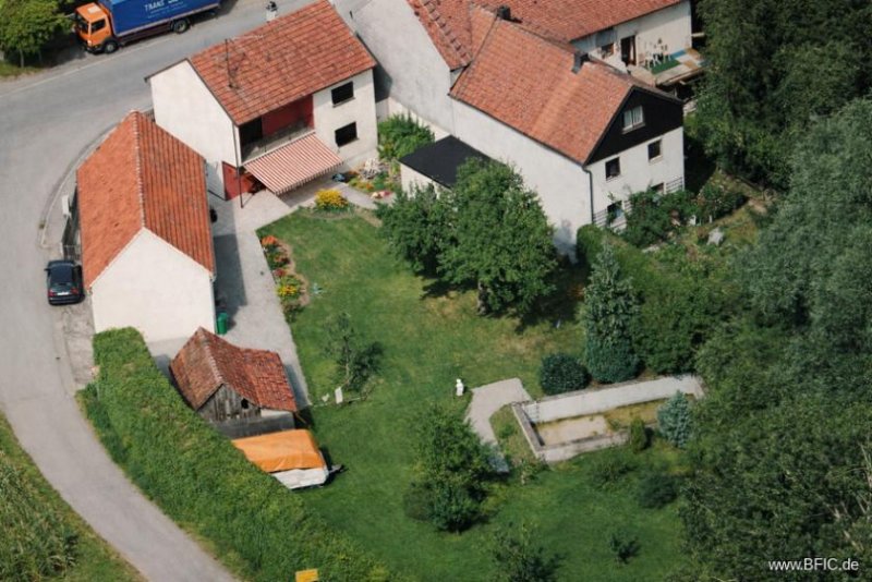 Maisach Baugrundstück direkt an der Maisach mit bewohnbarem Altbestand und Grünfläche in Maisach Germerswang Grundstück kaufen