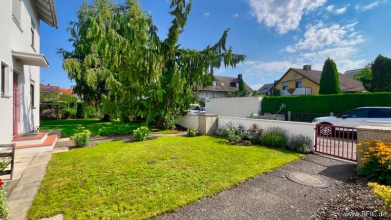 Maisach Zwei gepflegte Doppelhaushälften mit Anbaupotenzial – mittelfristige Bezugsfreiheit in Aussicht Haus kaufen