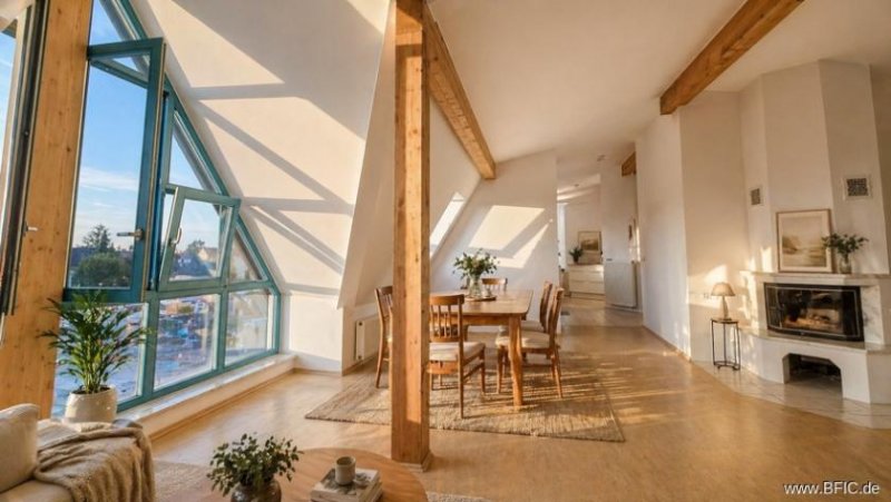 Fürstenfeldbruck provisionsfrei: außergewöhnliche Turmwohnung in
Fürstenfeldbruck Wohnung kaufen