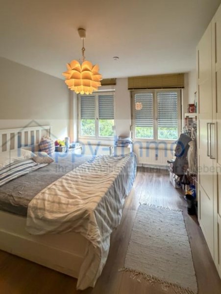 Starnberg Starnberg - Söcking / 3 Zimmerwohnung mit Hobbyraum / Terrasse / TG / Parklanlage Wohnung kaufen