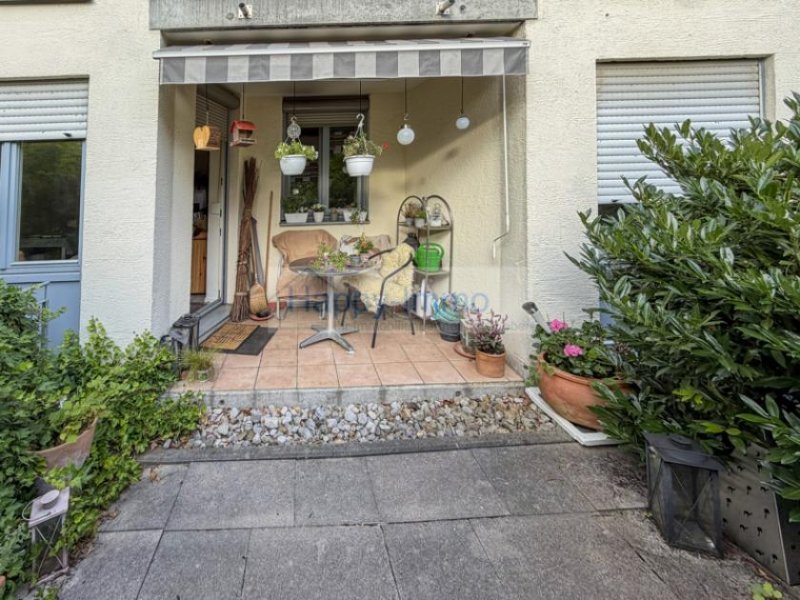 Starnberg Starnberg - Söcking / 3 Zimmerwohnung mit Hobbyraum / Terrasse / TG / Parklanlage Wohnung kaufen