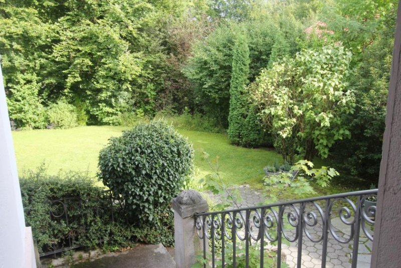 Eurasburg Provisionsfrei im Umland München: Altbau-Villa für sofort Haus kaufen