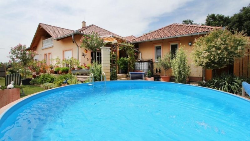 Gyenesdias Großzügiges Einfamilienhaus am Plattensee Haus kaufen