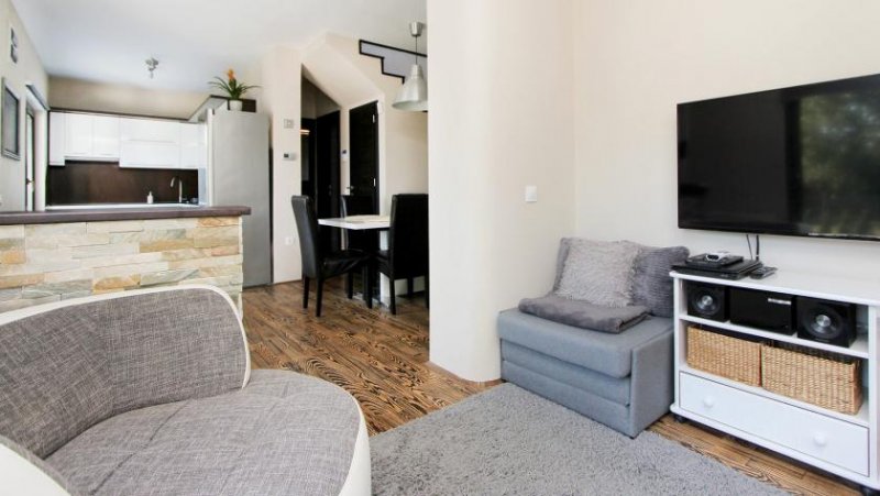 Gyenesdias
Zentral und grün: Ihr neues Zuhause mit großem Garten nahe dem Yacht Club Haus kaufen