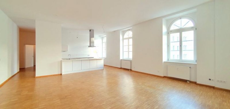 Bad Reichenhall DAS KÖNIGSPALAIS! Eine besondere Wohnung für besondere Menschen! Wohnung kaufen
