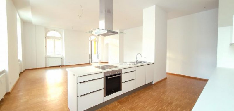 Bad Reichenhall DAS KÖNIGSPALAIS! Eine besondere Wohnung für besondere Menschen! Wohnung kaufen