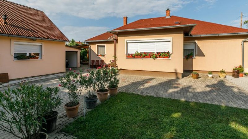 Keszthely Einfamilienhaus mit separatem Wohnanteil am Plattensee Haus kaufen