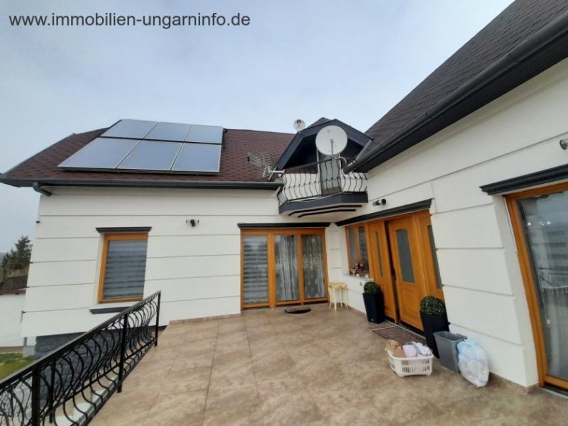 Zala Megye In der Nähe von Hévíz 3-stöckiges modernes Einfamilienhaus in ruhiger Umgebung, mit separatem Eingang Wohnung zu verkaufen