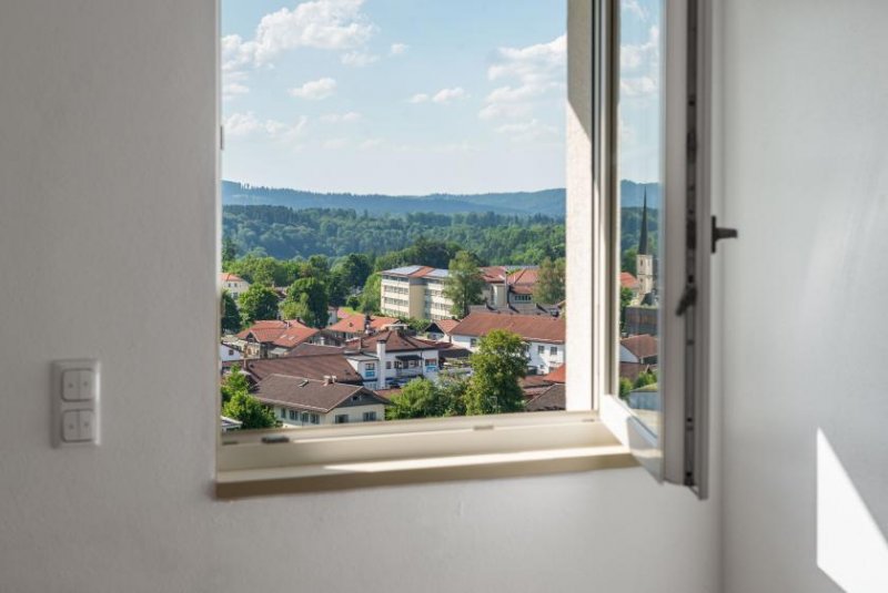 Miesbach Ein Ausblick zum Verlieben: Von den Dächern Miesbachs bis zu den Gipfeln der Alpen Wohnung kaufen