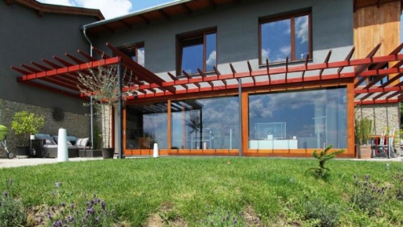 Cserszegtomaj Exklusive, moderne Villa mit Seeblick Haus kaufen