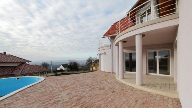 Cserszegtomaj Exklusives Ferienobjekt mit herrlichem Panoramablick Haus kaufen