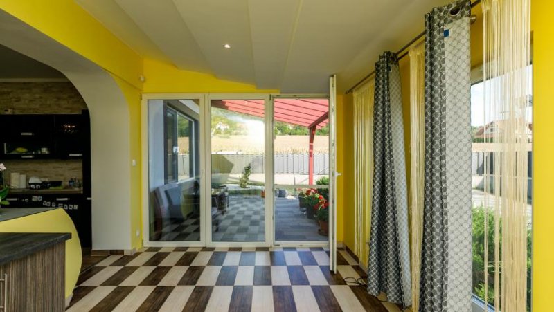 Cserszegtomaj Großzügig Wohnen mit Pool und Blick auf den Plattensee Haus kaufen