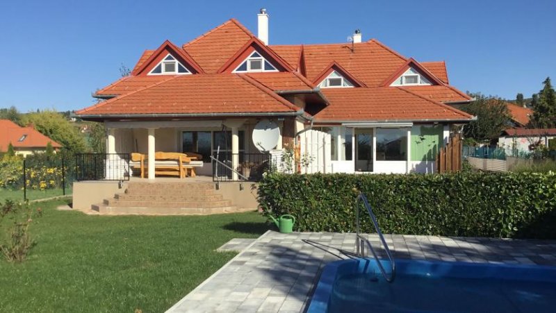 Cserszegtomaj Schönes Einfamilienhaus mit Wintergarten und Swimmingpool Haus kaufen