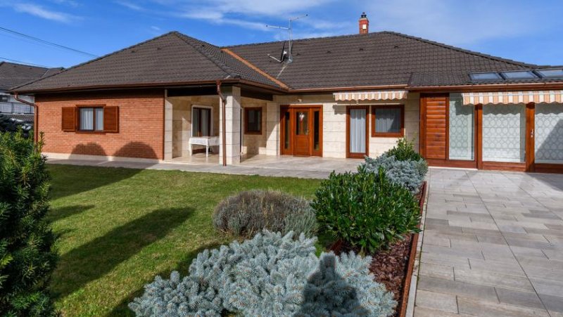 Heviz Wohnen in ruhiger Lage im Kurort Heviz - Familienhaus in bester Lage Haus kaufen