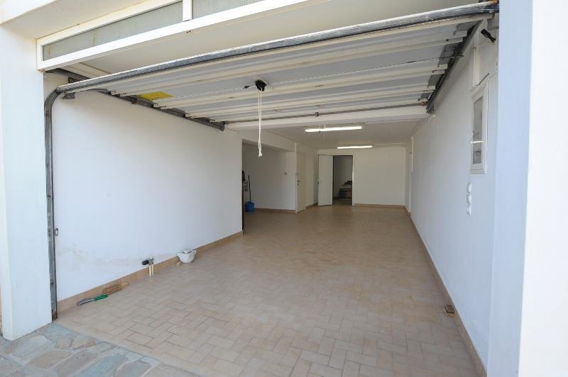 Niederaichbach Luxus Villa mit traditionellen Charakter im Jahr 2005 mit hochwertigen Materialien gebaut Haus kaufen