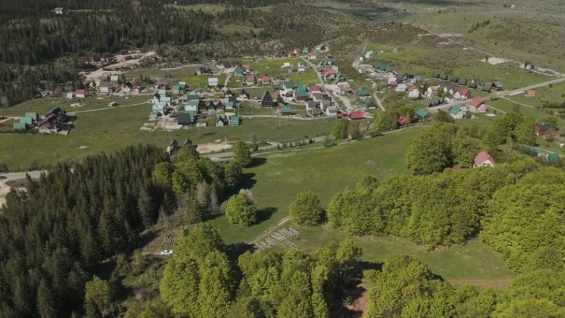 Zabljak ChaletDorf is a unique project in the northern region of Montenegro Gewerbe kaufen