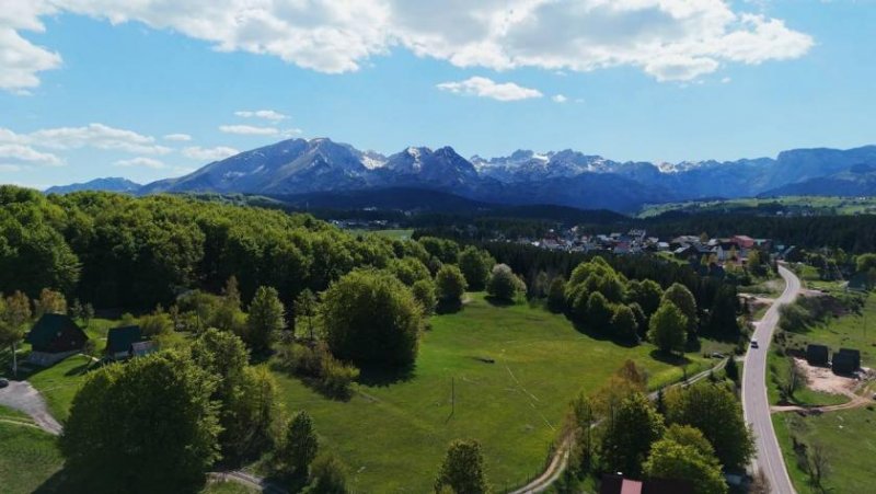 Zabljak ChaletDorf is a unique project in the northern region of Montenegro Gewerbe kaufen