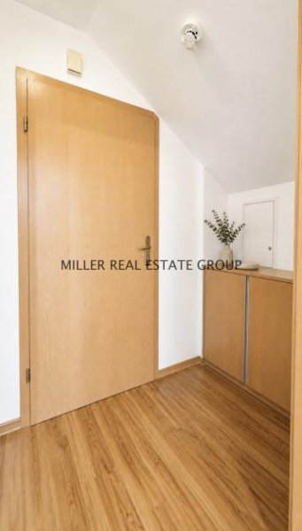 Ingolstadt 1-Zimmer-Dachgeschosswohnung in Ingolstadt-Friedrichshofen - ruhige zweite Reihe mit Tiefgaragenstellplatz! Wohnung kaufen