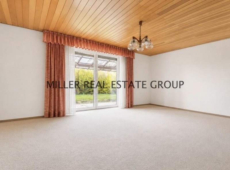Ingolstadt Einfamilienhaus in Ingolstadt-Pettenhofen - großes Grundstück, Garten, Garage & Entwicklungspotenzial! Haus kaufen