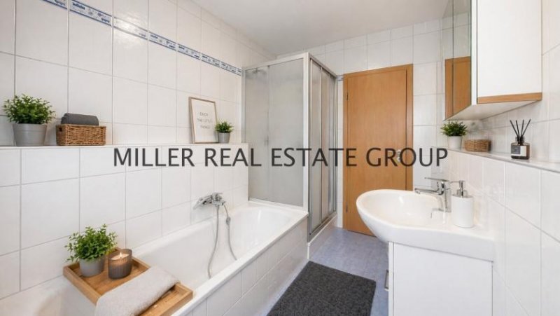 Ingolstadt Gepflegte 3-Zimmer-Eigentumswohnung in Ingolstadt-Süd mit Südwest-Balkon, Carport & vielseitiger Perspektive! Wohnung