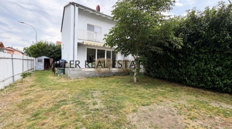 Ingolstadt MODERNISIERTES REIHENECKHAUS MIT GARTEN, KAMIN & PHOTOVOLTAIK IN BESTLAGE VON INGOLSTADT-SÜD! Haus kaufen