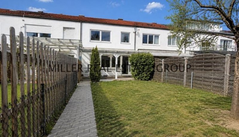 Ingolstadt Modernisiertes Reihenmittelhaus in Ingolstadt-Süd - Südwest-Garten, Terrasse & Garage! Haus kaufen