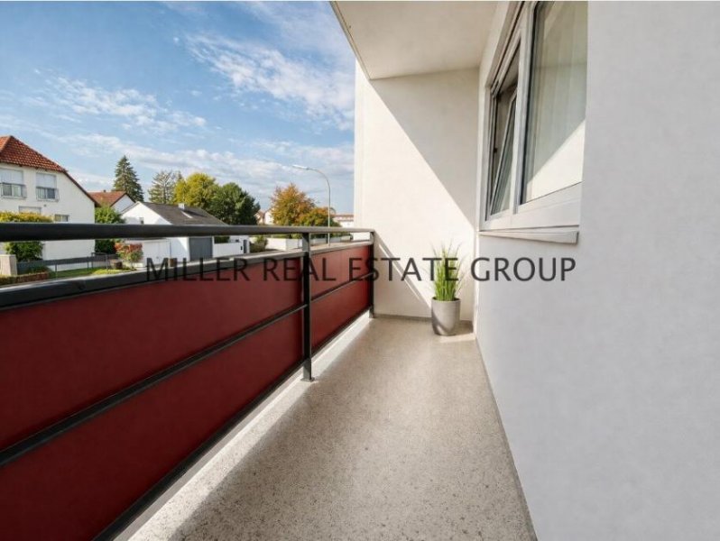 Ingolstadt Attraktive 3-Zimmer Eigentumswohnung in Ingolstadt - renoviert, vermietet & mit Süd-West-Balkon! Wohnung kaufen
